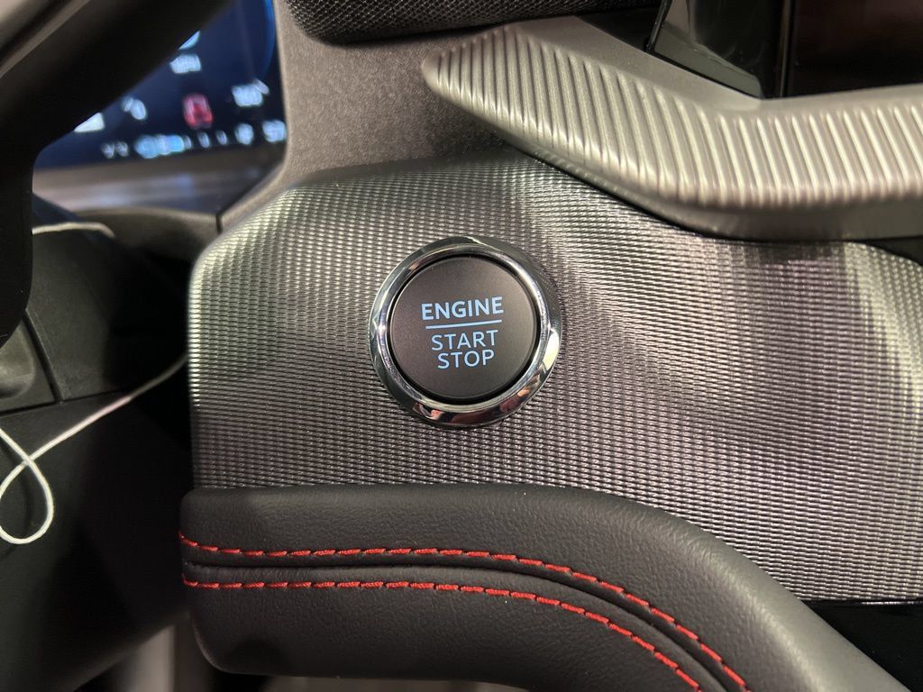 New 2026 Ford Explorer ST-Line w/ ST-Line Street Pack AWD/4WD image 18