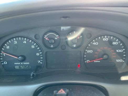 Used 2010 Ford Ranger XLT image 15