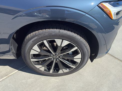 New 2026 Volvo XC60 B5 Plus w/ Protection Package Premier image 21