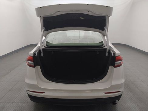 Used 2019 Ford Fusion SEL image 29