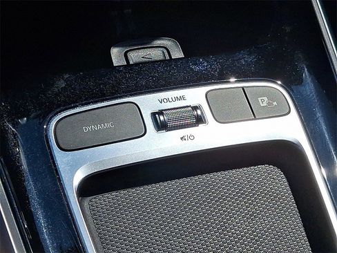 Certified 2024 Mercedes-Benz GLA 250 4MATIC image 24