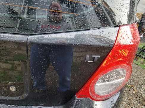 Used 2010 Chevrolet Aveo5 LT image 7