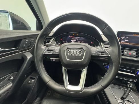 Used 2020 Audi Q5 e Premium Plus w/ Premium Plus Package AWD/4WD image 22