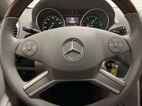 Used 2011 Mercedes-Benz ML 350 BlueTEC 4MATIC image 35