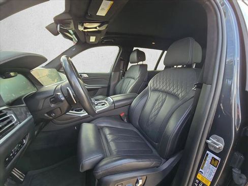 Used 2022 BMW X7 M50i AWD/4WD image 14