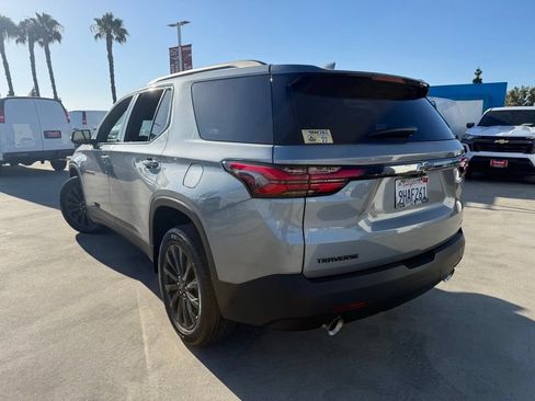 Used 2023 Chevrolet Traverse RS FWD image 8