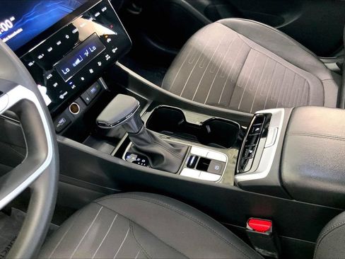 Used 2024 Hyundai Santa Cruz SEL w/ Activity Package FWD image 16