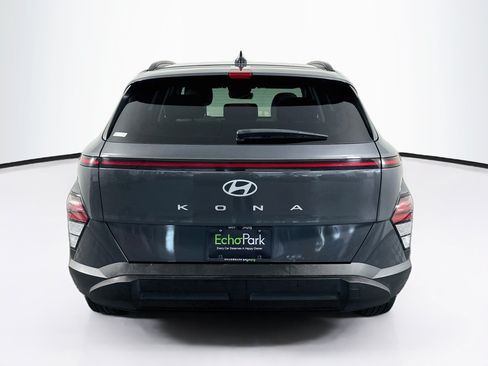 Used 2024 Hyundai Kona SEL FWD image 7