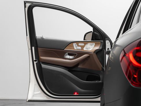 Used 2024 Mercedes-Benz GLE 53 AMG 4MATIC Coupe image 48