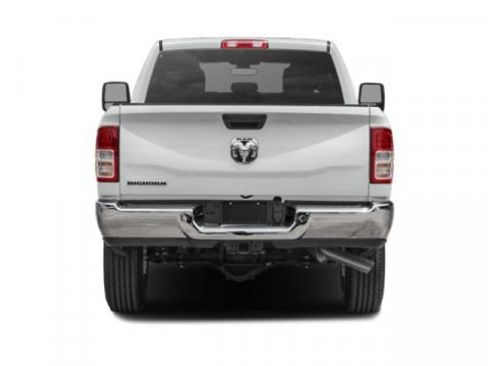 Used 2024 RAM 2500 Big Horn w/ Safety Group AWD/4WD image 8
