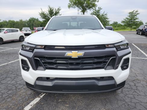 Used 2026 Chevrolet Colorado LT w/ LT Convenience Package AWD/4WD image 12