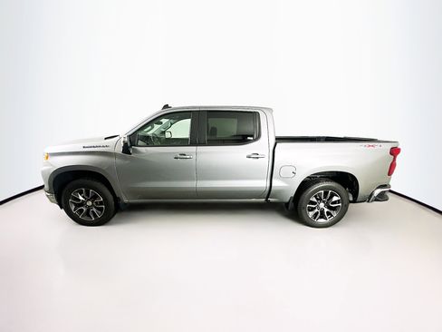 Used 2024 Chevrolet Silverado 1500 LT AWD/4WD image 4