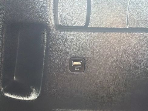 Used 2021 Kia Telluride EX w/ EX Premium Package AWD/4WD image 19