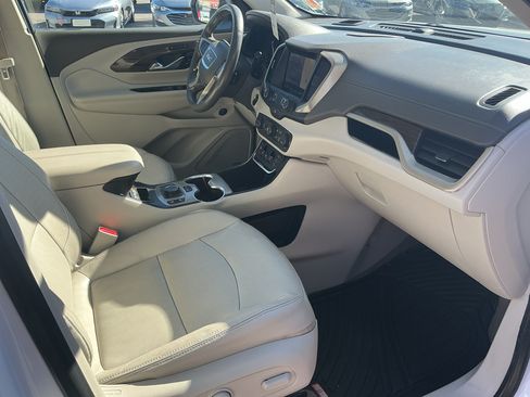 Used 2020 GMC Terrain Denali w/ Denali Premium Package AWD/4WD image 13