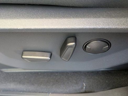 Certified 2025 Ford Expedition Active image 21