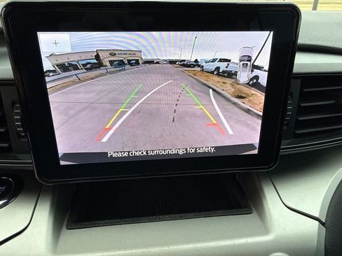 Used 2022 Ford Explorer XLT RWD image 26