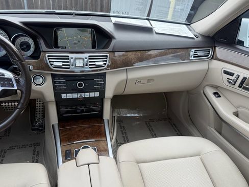 Used 2016 Mercedes-Benz E 350 Sedan image 19