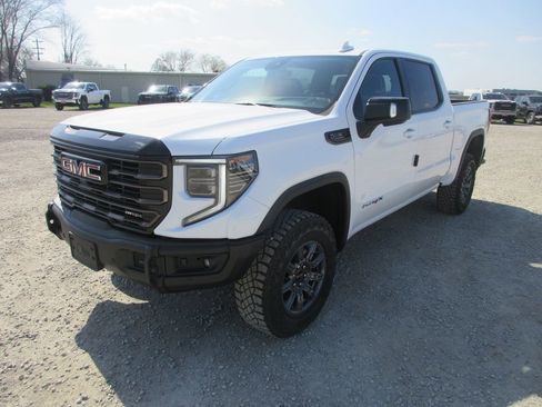 New 2026 GMC Sierra 1500 AT4X AWD/4WD image 11