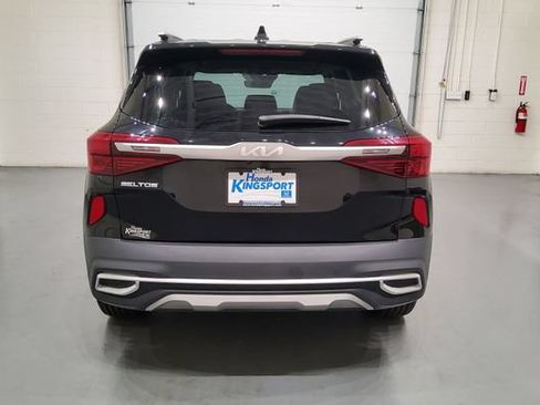 Used 2023 Kia Seltos S FWD image 6
