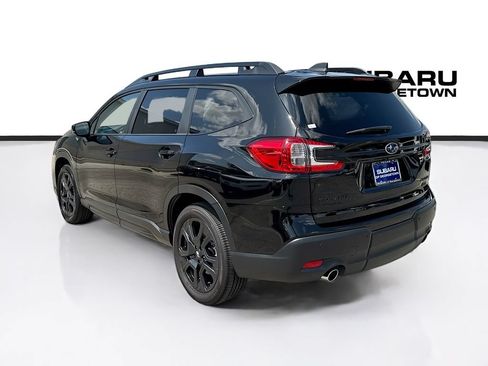 Used 2025 Subaru Ascent Bronze Edition AWD/4WD image 5