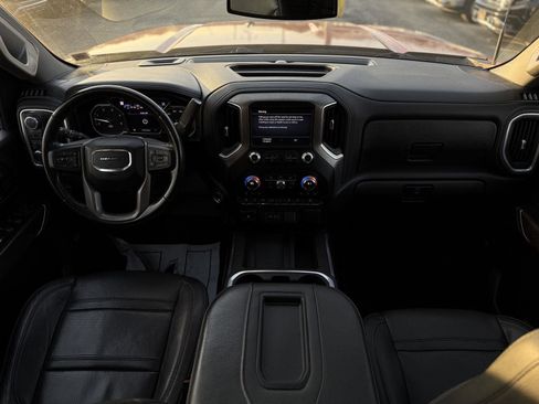 Certified 2022 GMC Sierra 3500 Denali image 25