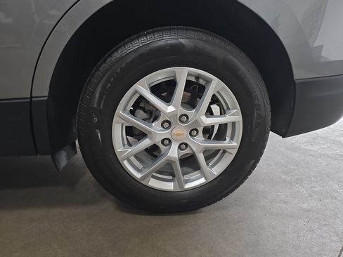 Used 2024 Chevrolet Equinox LT AWD/4WD image 33