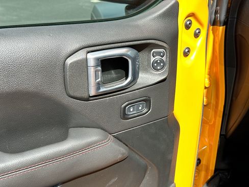 Used 2021 Jeep Wrangler Unlimited Rubicon image 15