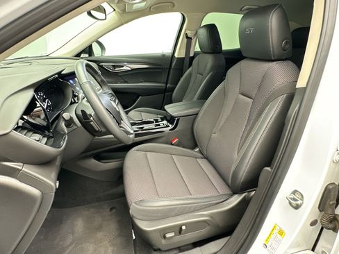 Certified 2023 Buick Envision Preferred w/ Sport Touring Package AWD/4WD image 5