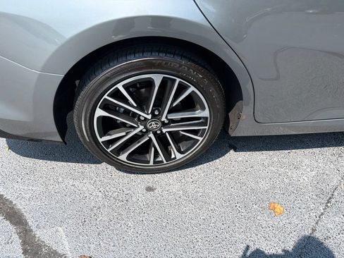 Used 2026 Toyota Camry XLE FWD image 16