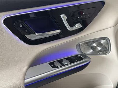 Certified 2025 Mercedes-Benz GLC 300 4MATIC image 34