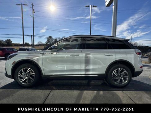 New 2026 Lincoln Corsair Premiere image 4