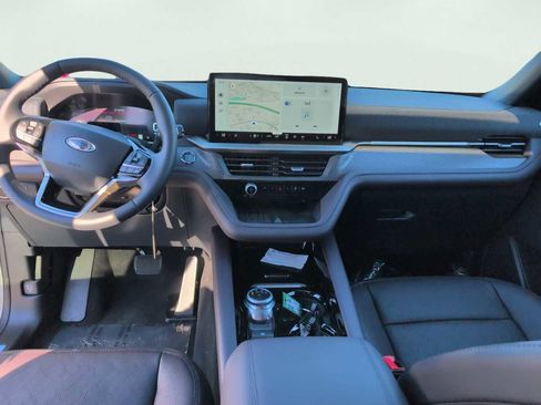 New 2025 Ford Explorer Platinum image 19