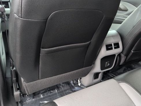 Used 2023 GMC Terrain SLT w/ LPO, Floor Liner Package image 30