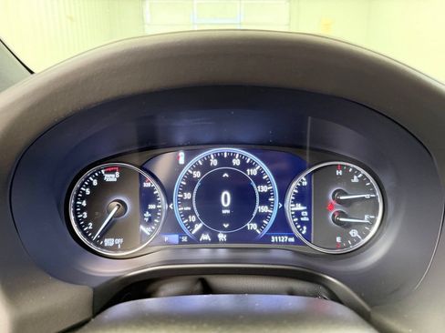 Used 2024 Buick Enclave Avenir AWD/4WD image 48