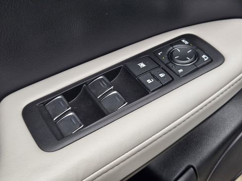 Used 2019 Lexus RX 350 FWD w/ Accessory Package image 28