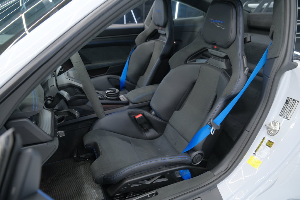 Used 2026 Porsche 911 GT3 RWD image 12
