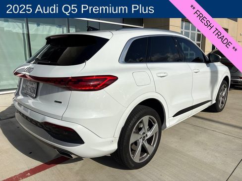 Used 2025 Audi Q5 Premium Plus AWD/4WD image 2