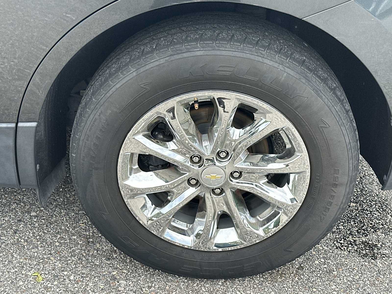 Used 2019 Chevrolet Equinox LT FWD image 12