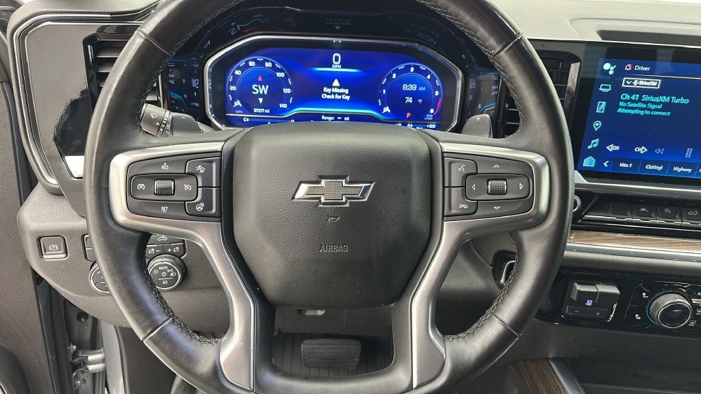Used 2024 Chevrolet Silverado 1500 RST w/ Z71 Off-Road Package AWD/4WD image 17