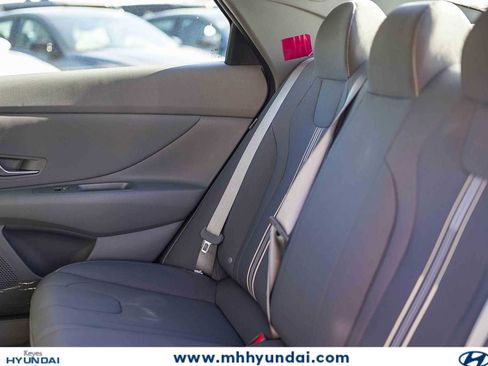 New 2026 Hyundai Elantra Sport FWD image 21