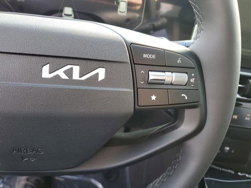 New 2026 Kia Sportage SX FWD image 12