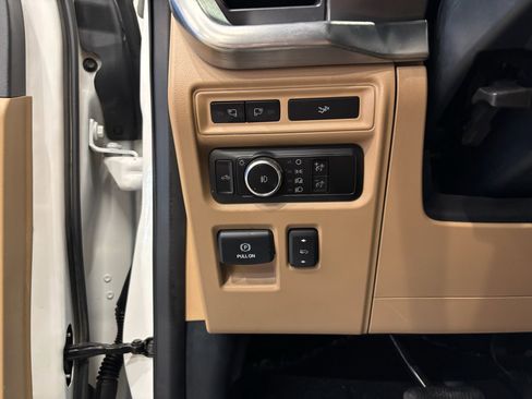 Certified 2023 Ford F150 Lariat image 29