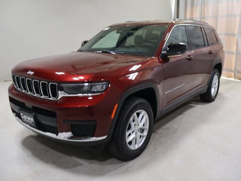 New 2026 Jeep Grand Cherokee L Laredo AWD/4WD image 3