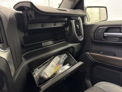 Used 2020 Chevrolet Silverado 1500 LT Trail Boss w/ Convenience Package image 22