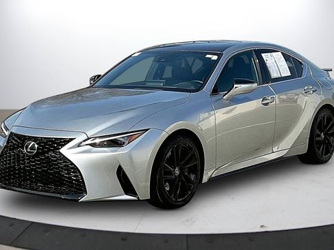 Used 2021 Lexus IS 300 w/ Comfort Package image 4