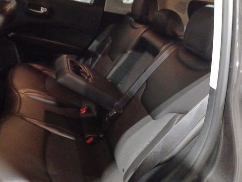 Used 2019 Jeep Compass Altitude image 7