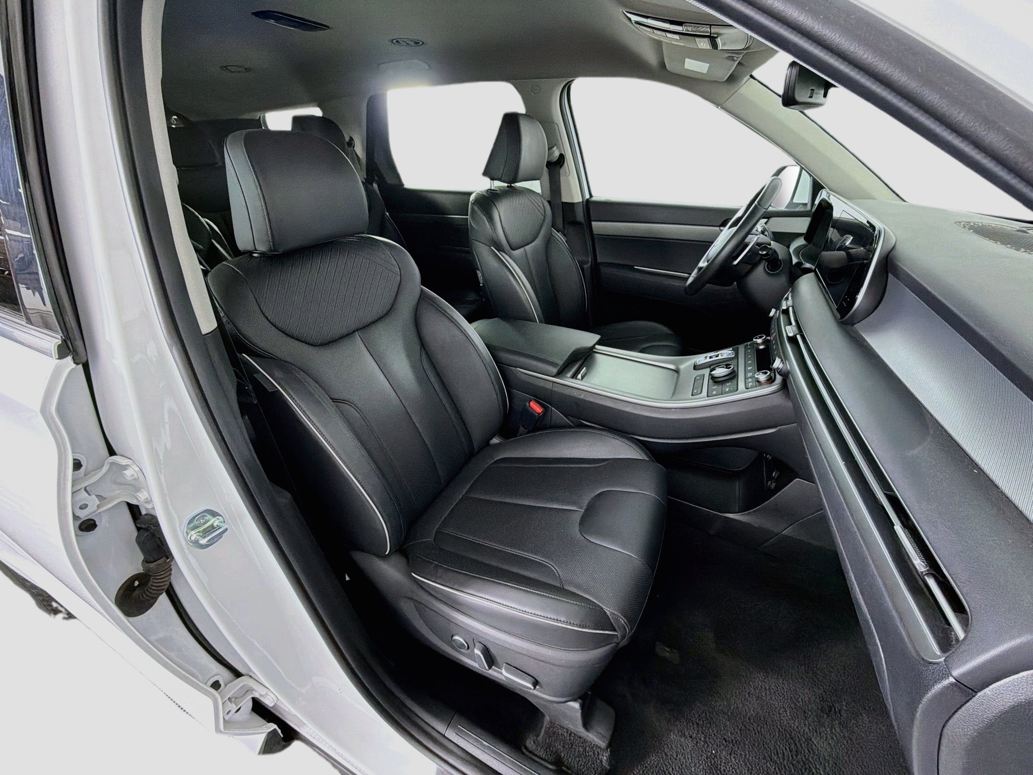 Used 2025 Hyundai Palisade SEL AWD/4WD image 34