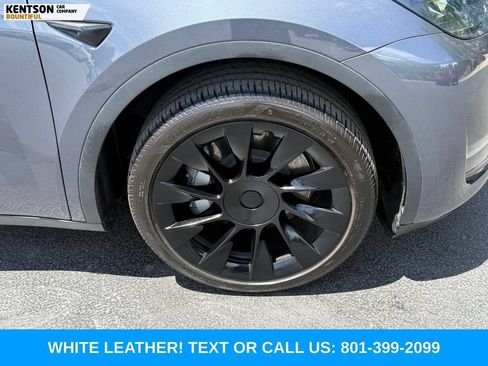 Used 2023 Tesla Model Y Long Range AWD/4WD image 13