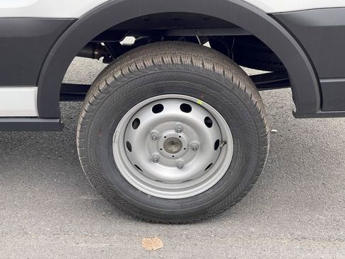 New 2024 Ford Transit 250 Low Roof image 27