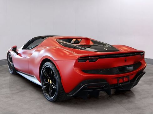 Used 2024 Ferrari 296 GTS RWD image 6